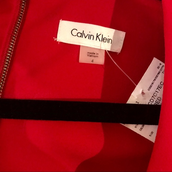CALVIN KLEIN RED DRESS NEVER WORN TAGS ON - Picture 2 of 4